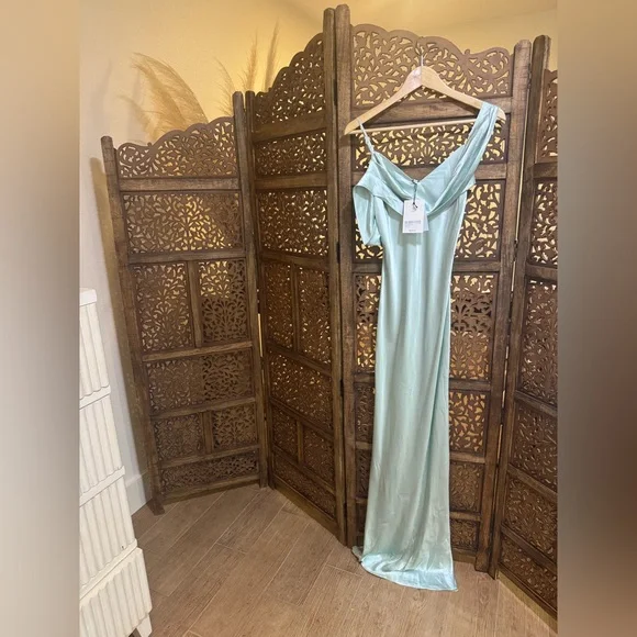 NEW NWT Reformation Ronda Dress Sea Glass Maxi